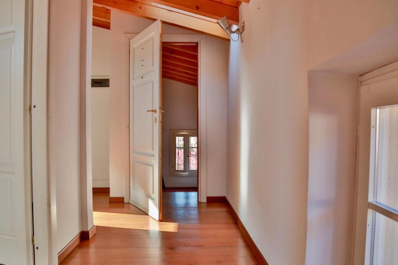 Contempora Apartments - Ca' Brenta Attic Сан-Феделе-Интельви Экстерьер фото