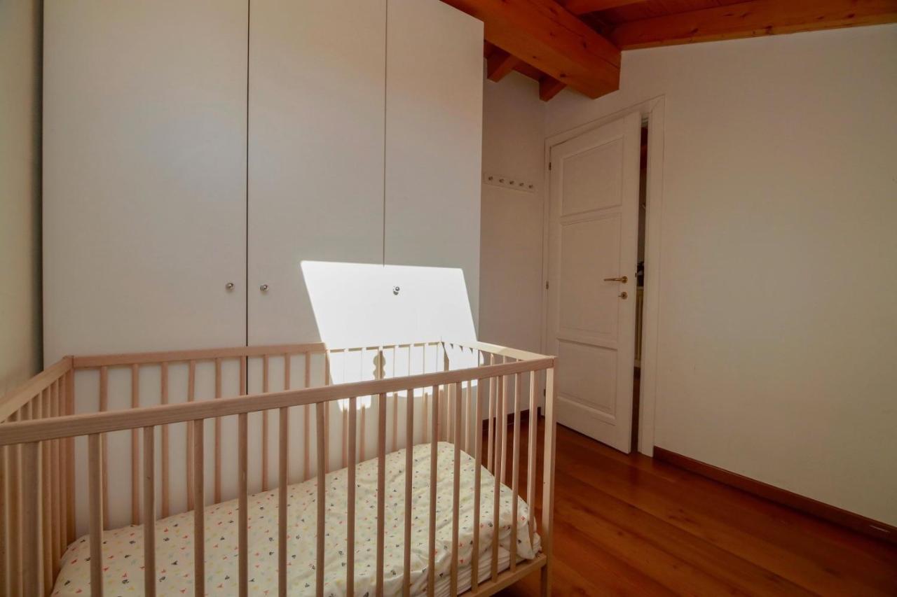 Contempora Apartments - Ca' Brenta Attic Сан-Феделе-Интельви Экстерьер фото